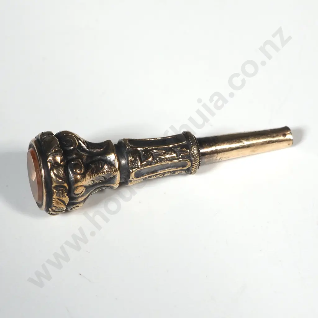 Victorian seal top pocket watch key Image 1++