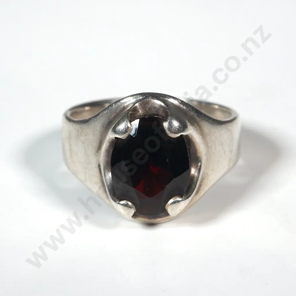 Sterling Silver & Red Gem Ring Image 1++