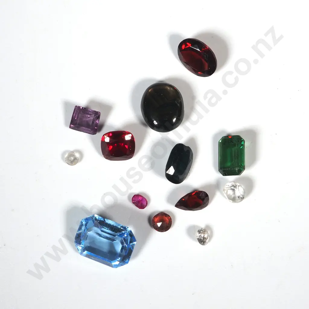 13.15 Carats of Assorted Gems Image 1++