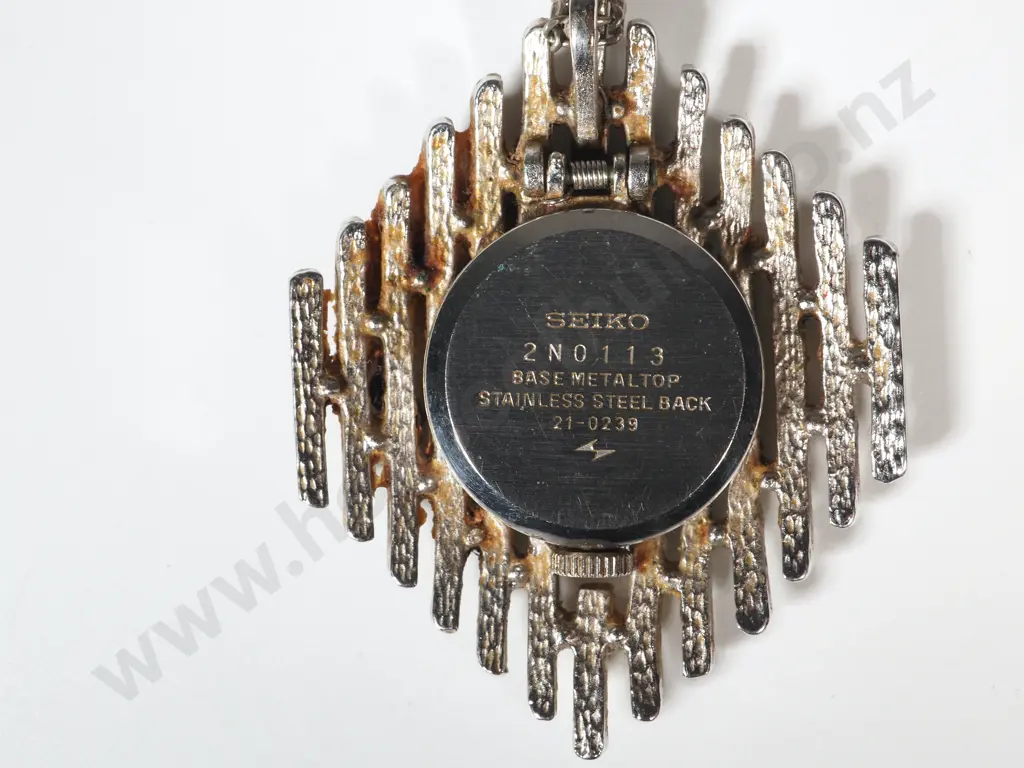 Vintage Ladies Seiko Hanging Watch Image 1++