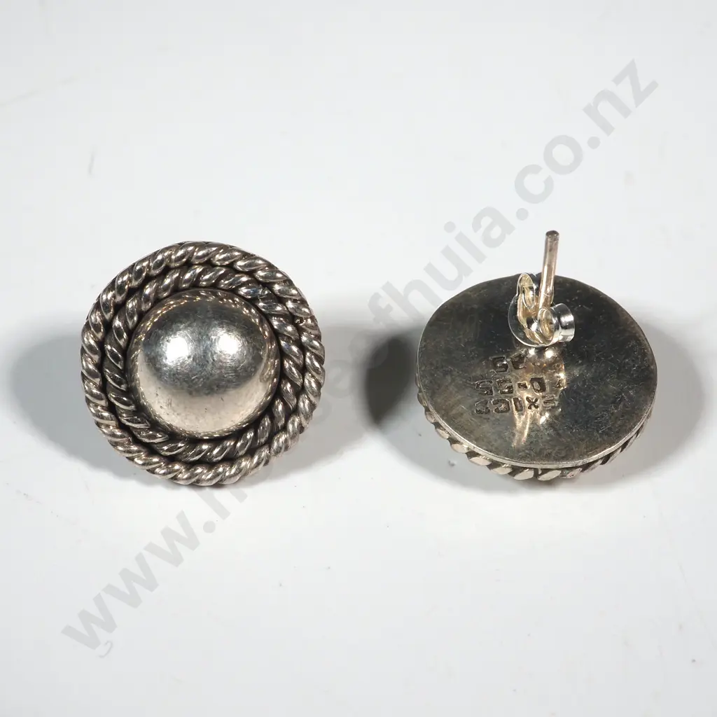Pair Of   Sterling Silver Dome Earrings w Rope Edge Image 1++