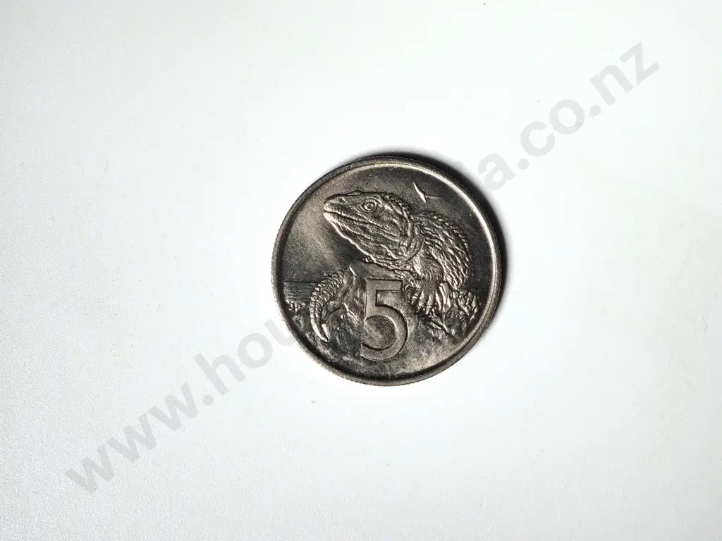 300 X NEW ZEALAND 1967 UNC FIVE CENTS COINS Image 1++