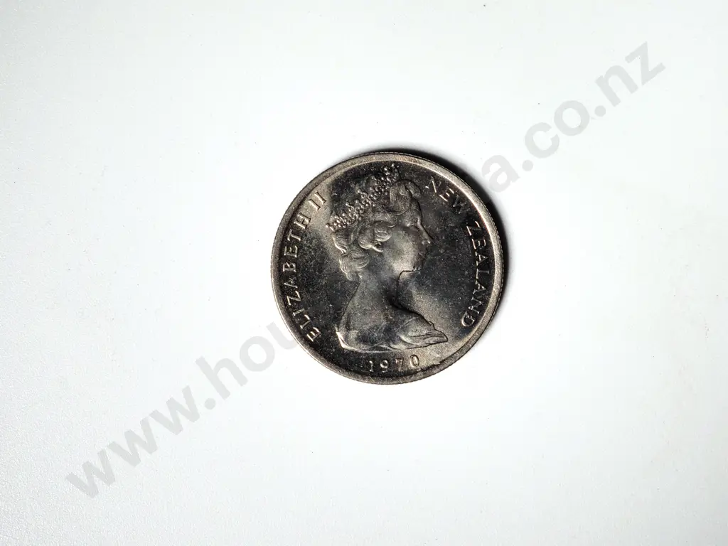 200 X NEW ZEALAND 1970 UNC FIVE CENTS COINS Image 1++