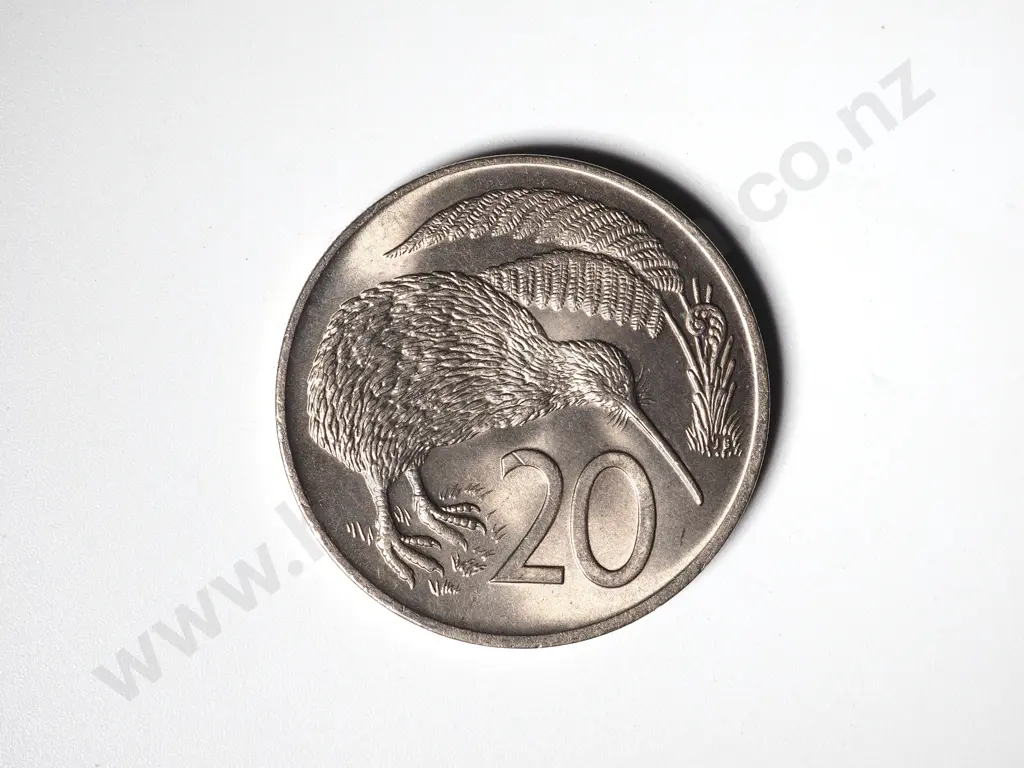 25 X NEW ZEALAND 1974 UNC TWENTY CENTS COINS Image 1++