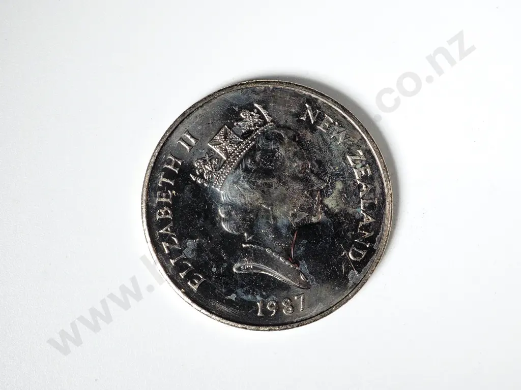 100 X NEW ZEALAND 1987 UNC TWENTY CENTS COINS Image 1++