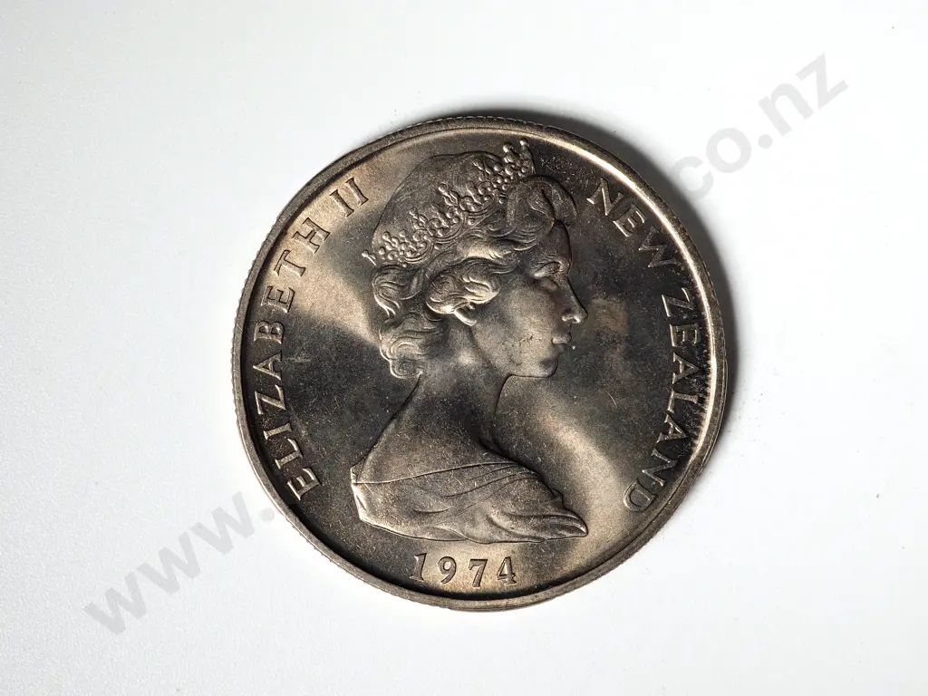 15 X NEW ZEALAND 1974 UNC FIFTY CENTS COINS Image 1++