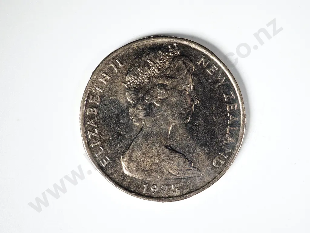 45 X NEW ZEALAND 1975 UNC FIFTY CENTS COINS Image 1++