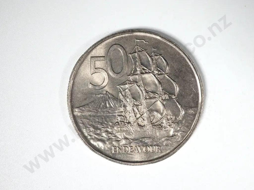 55 X NEW ZEALAND 1967 - 2001 UNC FIFTY CENTS COINS Image 1++