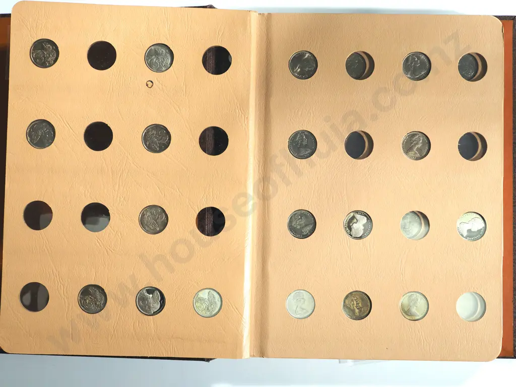 4 X ALBUMS OF NZ DECIMAL COINS 1 CENT TO 10 CENTS 180 COINS Image 1++
