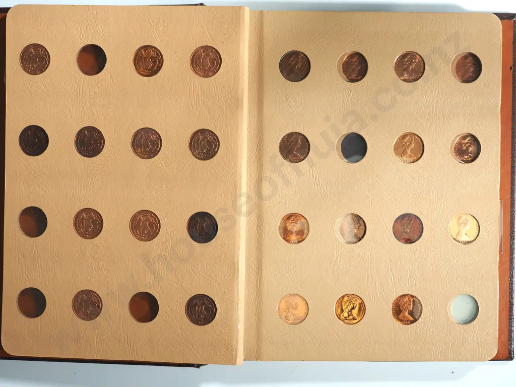 4 X ALBUMS OF NZ DECIMAL COINS 1 CENT TO 10 CENTS 180 COINS Image 1++