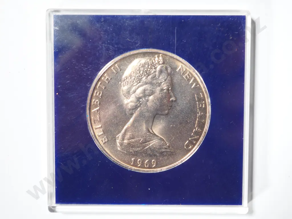 100 x 1969 UNC ONE DOLLAR COINS Image 1++