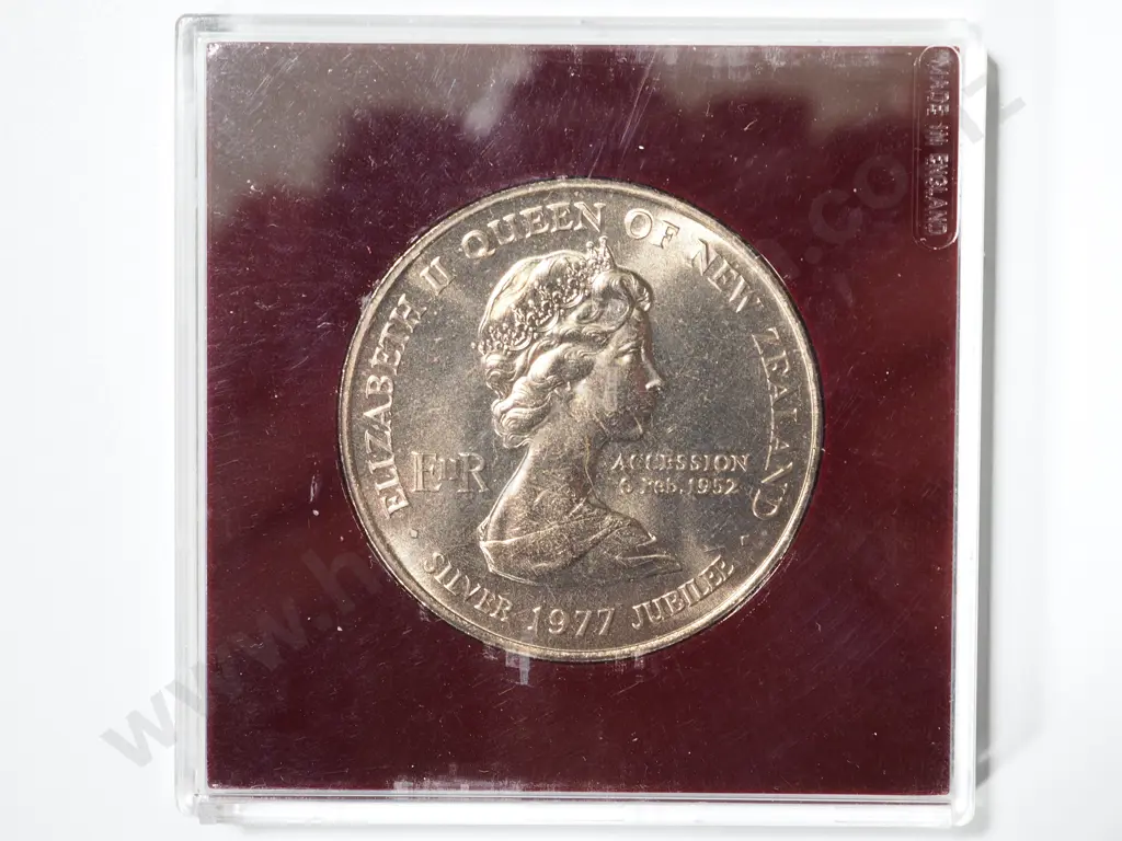 45 x 1977 UNC ONE DOLLAR COINS Image 1++