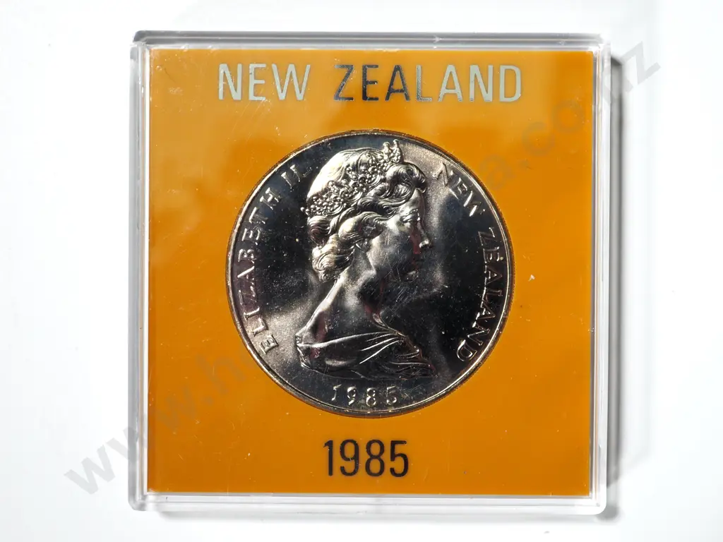 25 x 1985 UNC ONE DOLLAR COINS Image 1++