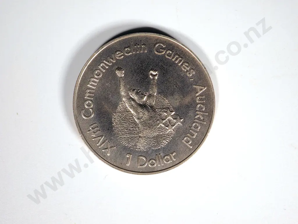 30 x 1989 GAMES RUNNER UNC ONE DOLLAR COINS Image 1++