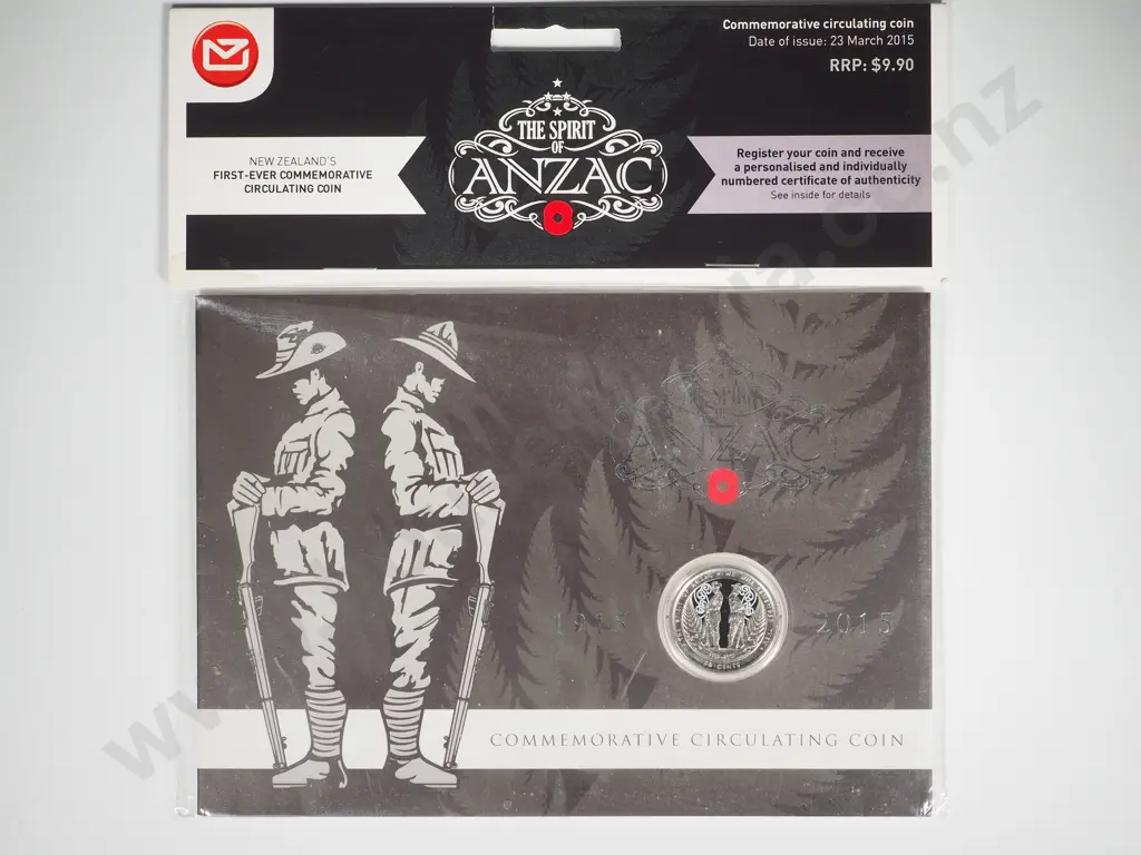 8  X 2015 UNC COLOURISED ANZAC 50 CENTS COINS IN RESERVE BANK FOLDERS Image 1++