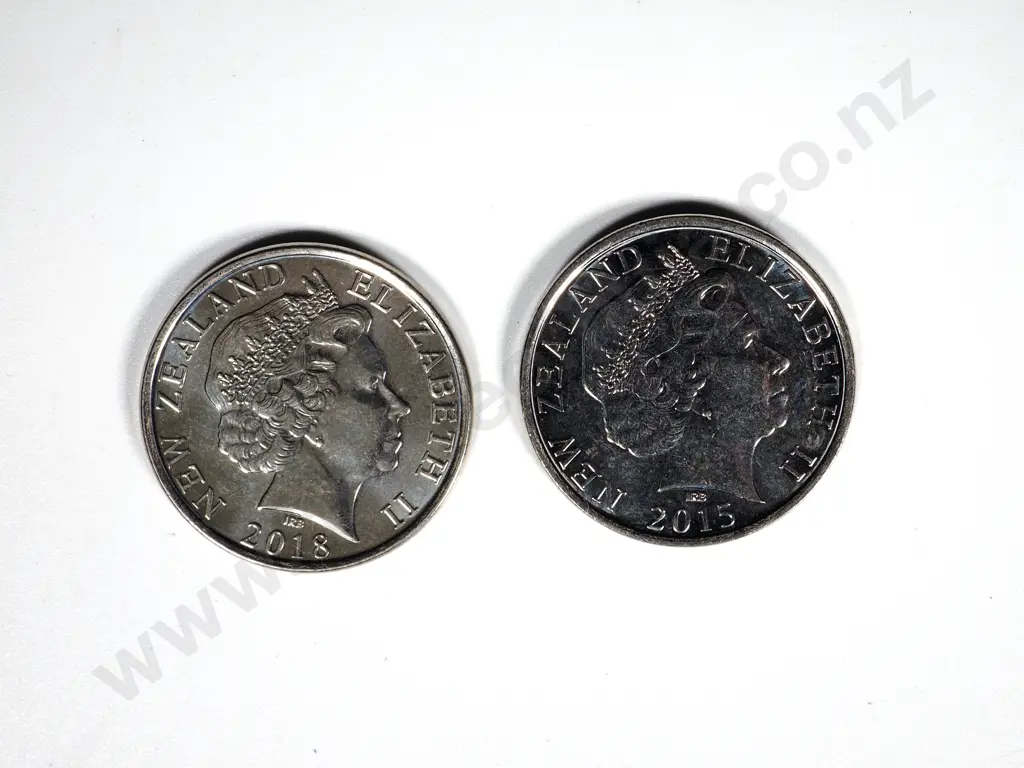 50  X 2015 + 2018 UNC COLOURISED 50 CENTS COINS Image 1++