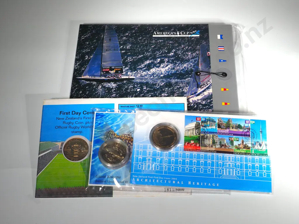 8 X 1981 TO 2018 STAMP + UNC COIN PACKS Image 1++