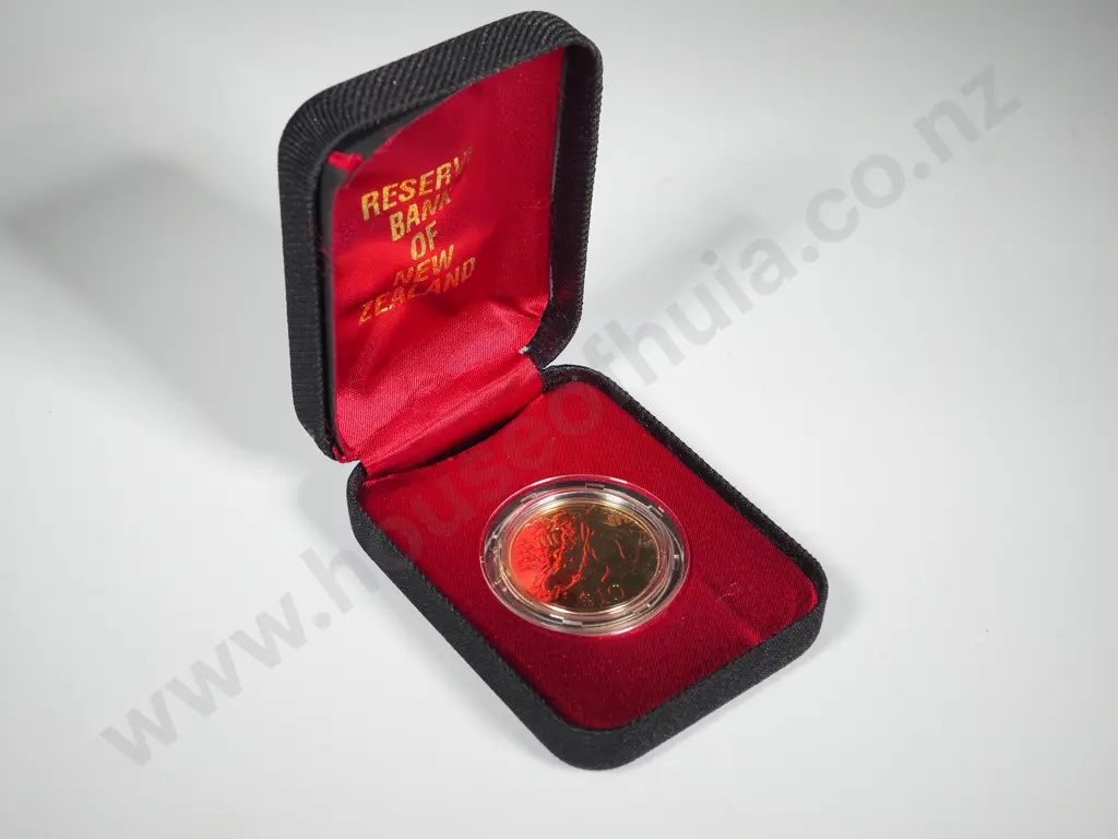 10 X 1995 UNC TEN DOLLARS COINS Image 1++