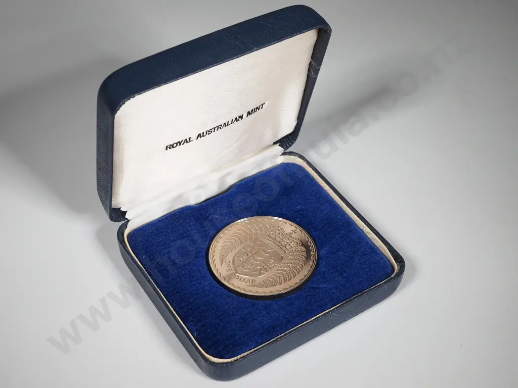 4 x 1972 PROOF ONE DOLLAR COINS Image 1++