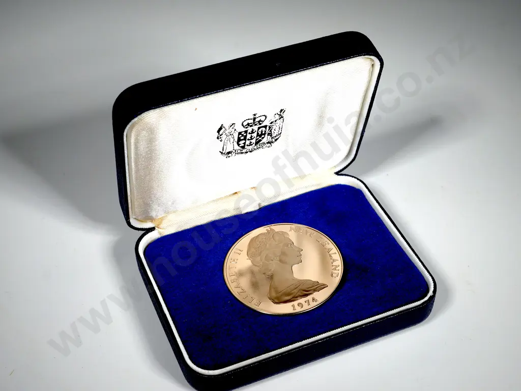 10 x 1974 NEW ZEALAND DAY PROOF ONE DOLLAR COINS Image 1++