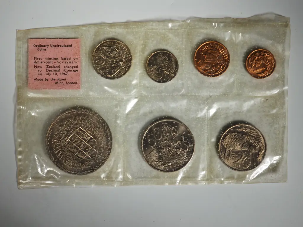 100 X 1967 UNC SETS Image 1++