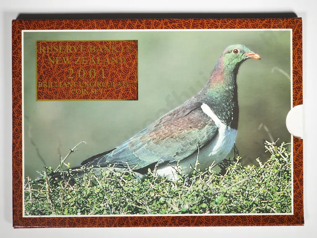 5 X 2001 UNC SETS Image 1++