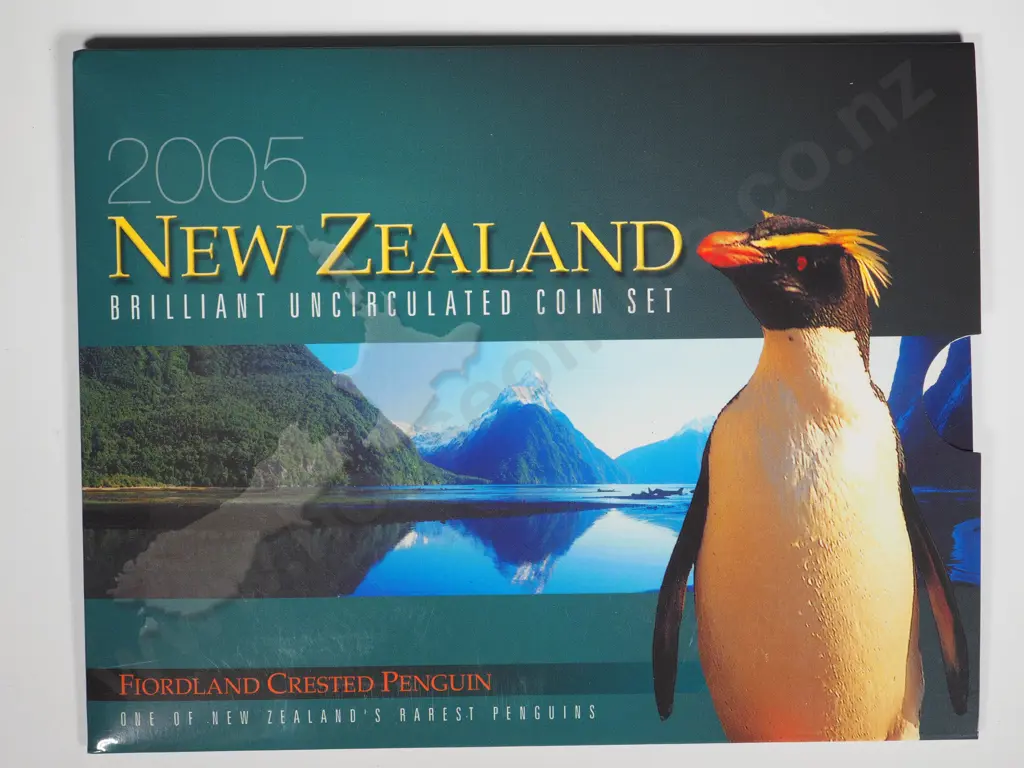 5 X 2005 UNC SETS Image 1++