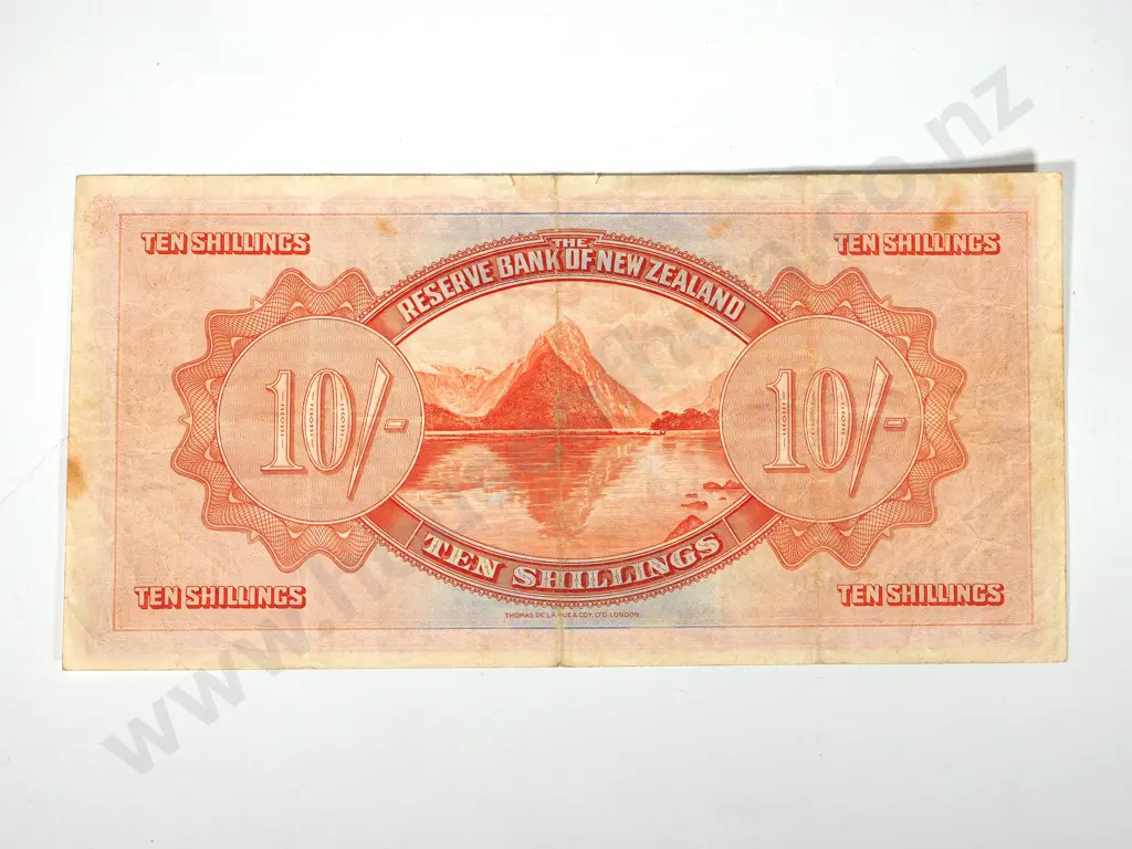 RESERVE BANK OF NEW ZEALAND TEN SHILLINGS 1934 Image 1++