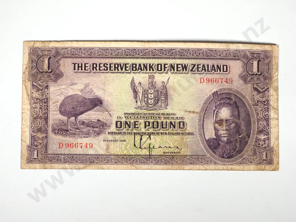 RESERVE BANK OF NEW ZEALAND ONE POUND 1934 Image 1++