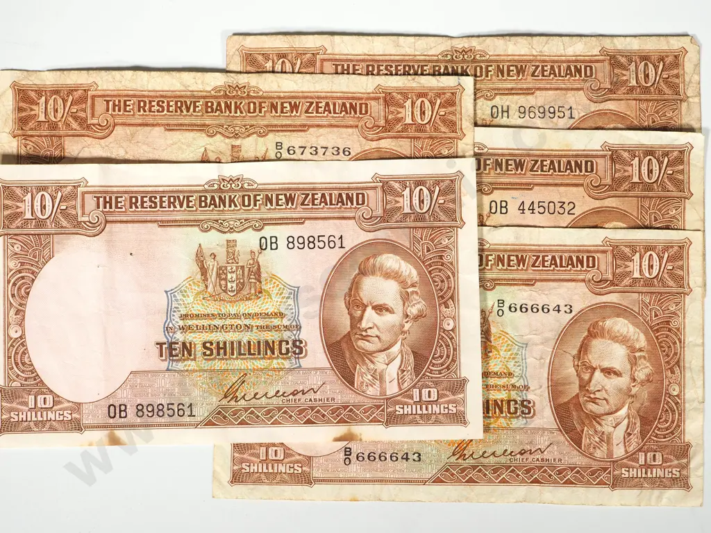 5 X RESERVE BANK OF NEW ZEALAND TEN SHILLINGS WILSON Image 1++