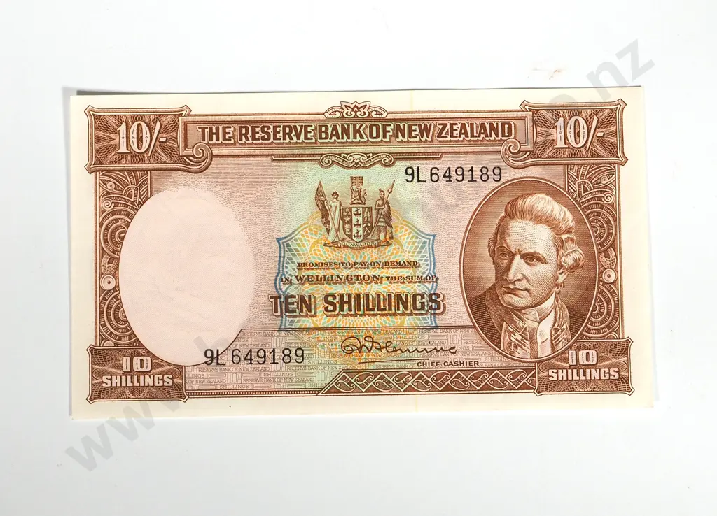 RESERVE BANK OF NEW ZEALAND TEN SHILLINGS FLEMING UNC Image 1++