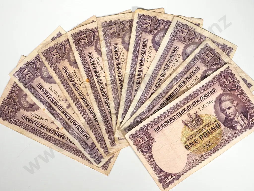 9 X RESERVE BANK OF NEW ZEALAND ONE POUND HANNA Image 1++