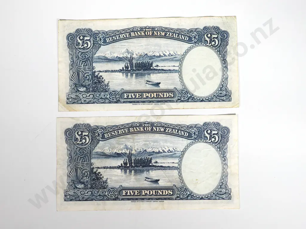 2 X RESERVE BANK OF NEW ZEALAND FIVE POUNDS HANNA Image 1++