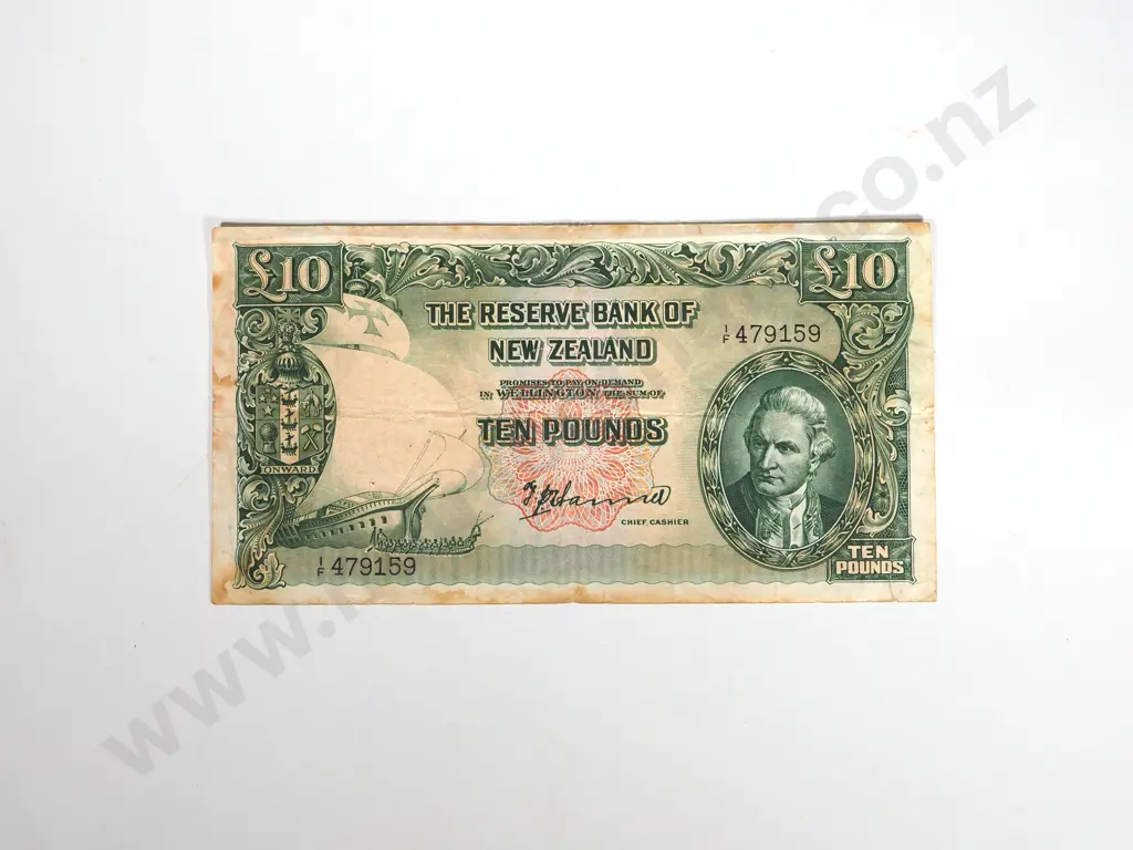 RESERVE BANK OF NEW ZEALAND TEN POUNDS HANNA VG Image 1++