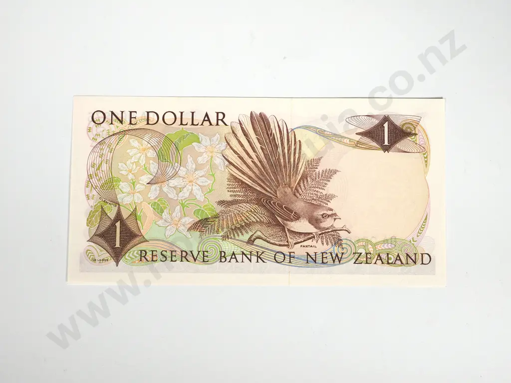 RESERVE BANK OF NEW ZEALAND ONE DOLLAR FLEMING UNC Image 1++