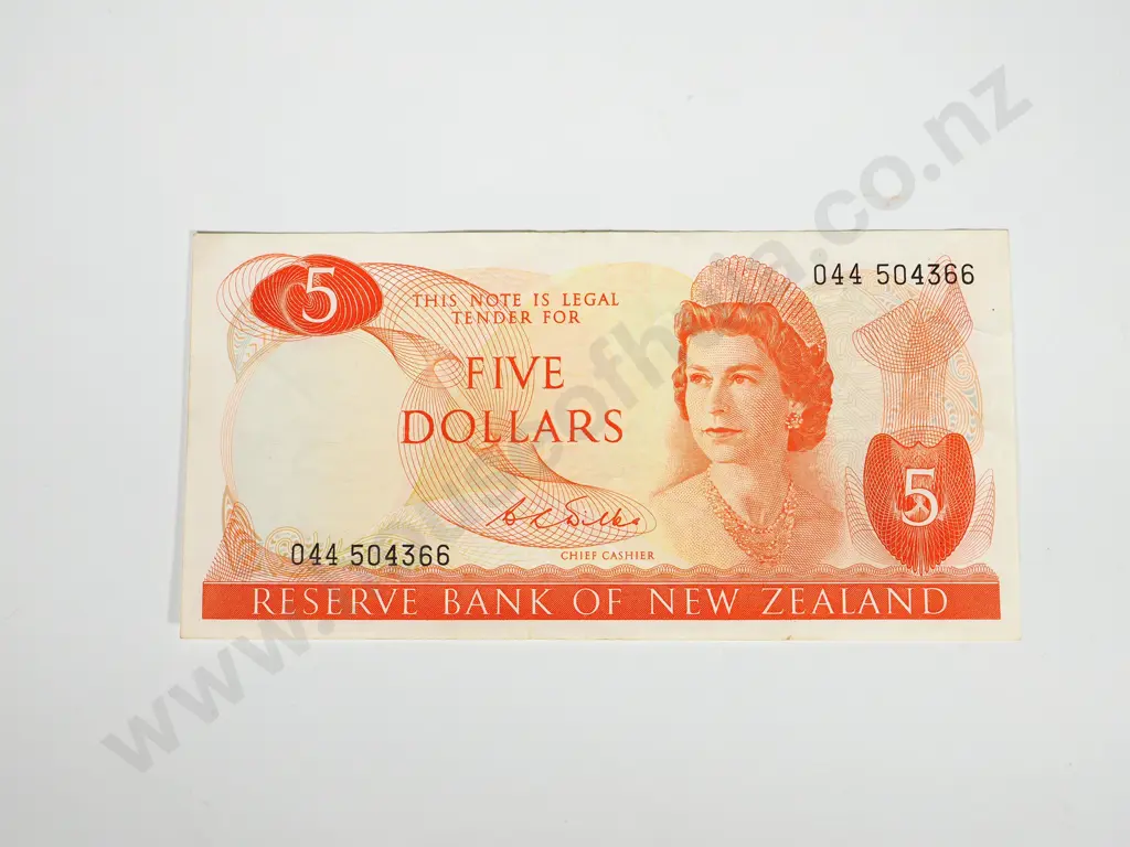 RESERVE BANK OF NEW ZEALAND FIVE DOLLARS WILKS EF Image 1++