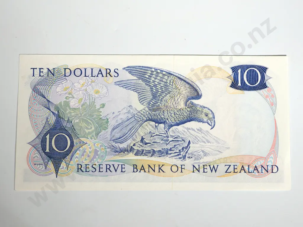 RESERVE BANK OF NEW ZEALAND TEN DOLLARS FLEMING UNC Image 1++