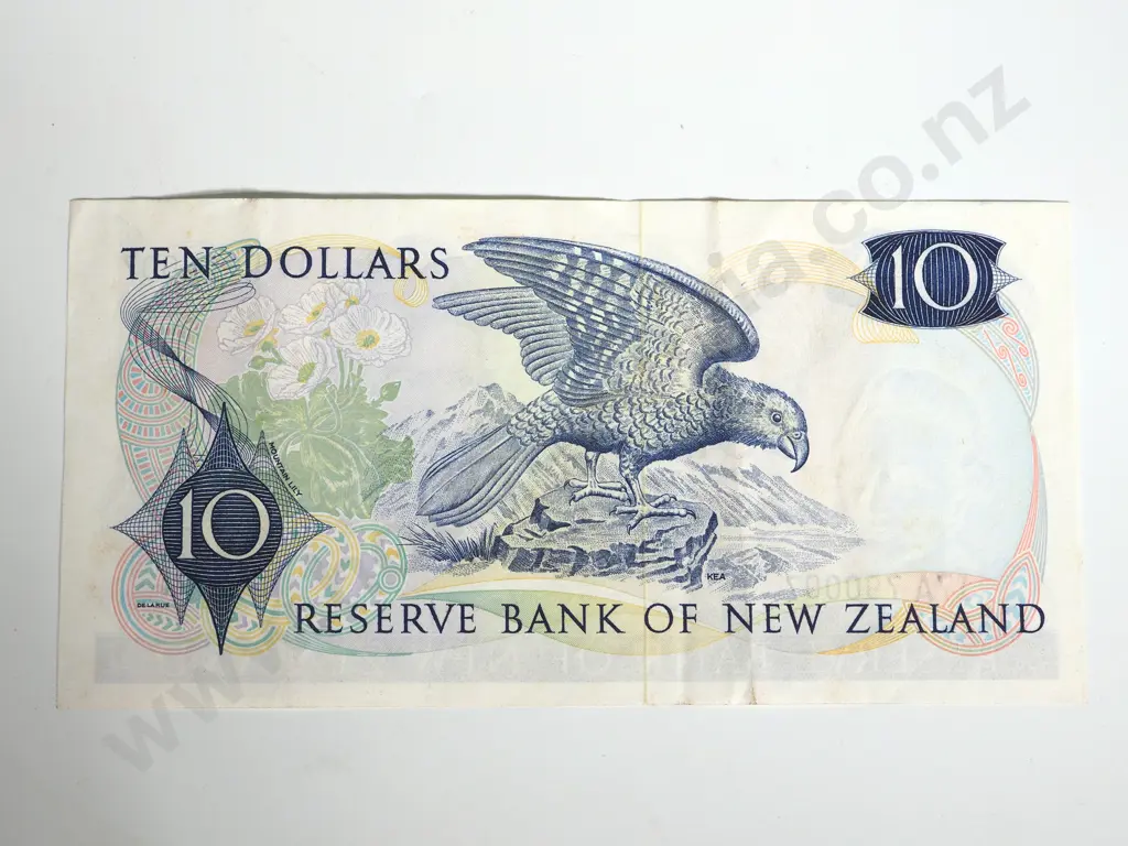 3 X CONSEC RESERVE BANK OF NEW ZEALAND TEN DOLLARS KNIGHT VF Image 1++