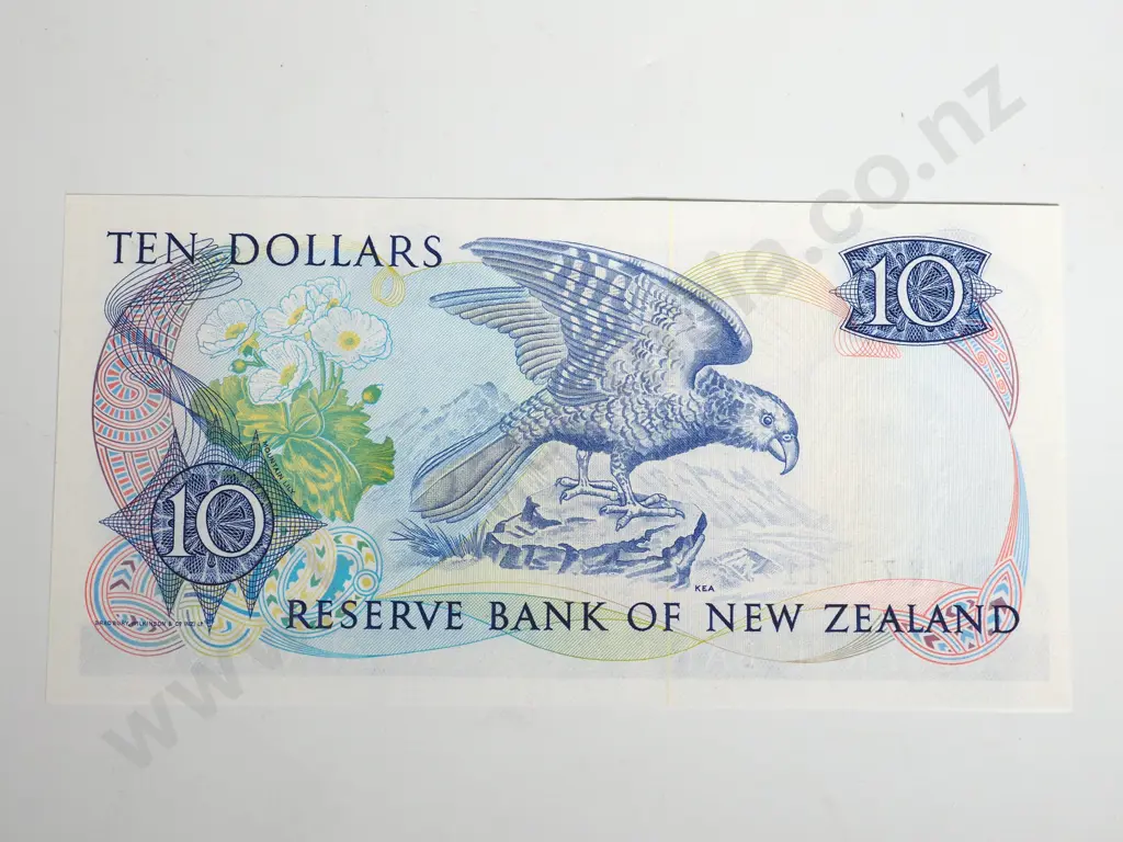 3 X RESERVE BANK OF NEW ZEALAND TEN DOLLARS RUSSELL UNC Image 1++
