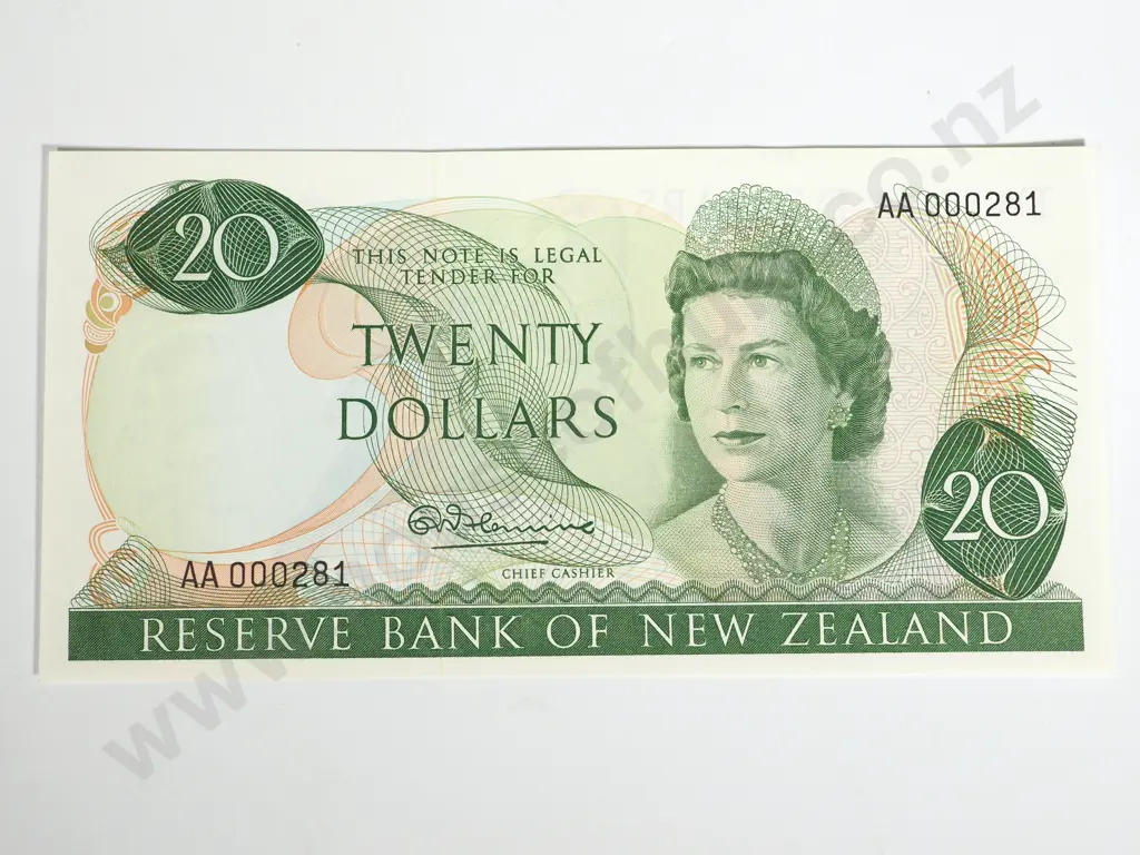 RESERVE BANK OF NEW ZEALAND TWENTY DOLLARS FLEMING UNC Image 1++