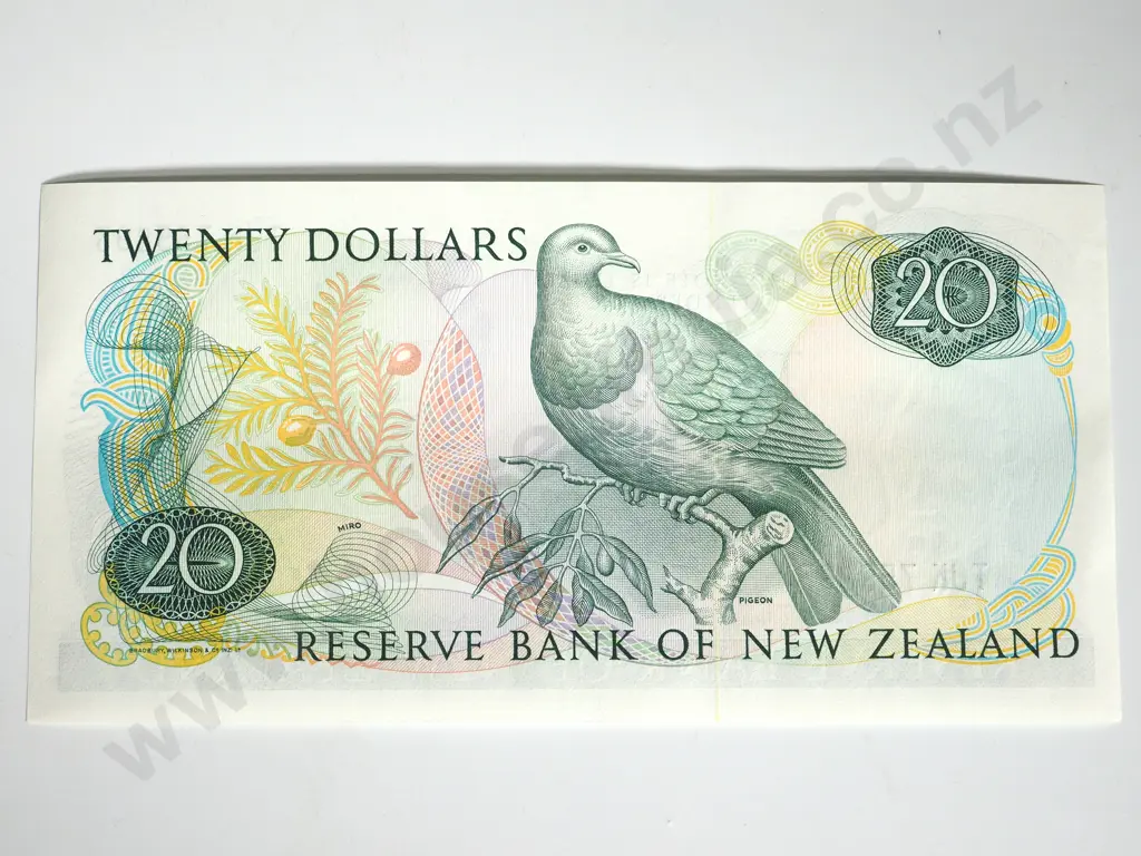 RESERVE BANK OF NEW ZEALAND TWENTY DOLLARS BRASH T 1 UNC Image 1++