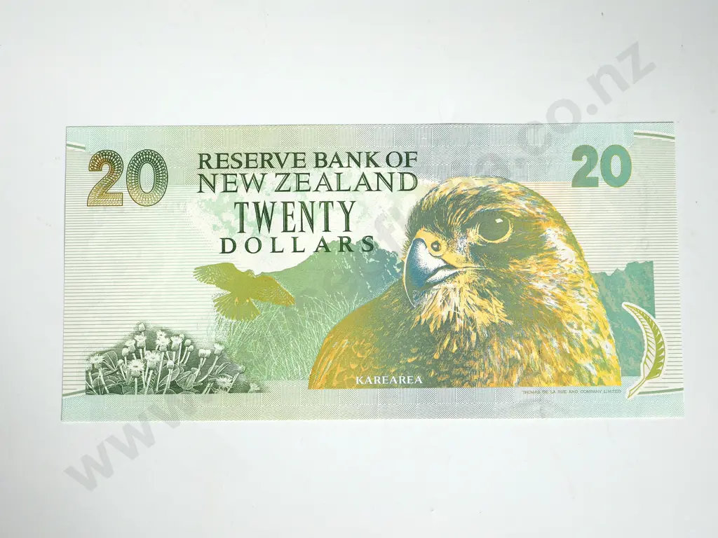 2 X CONSEC RESERVE BANK OF NEW ZEALAND TWENTY DOLLARS BRASH T III UNC Image 1++