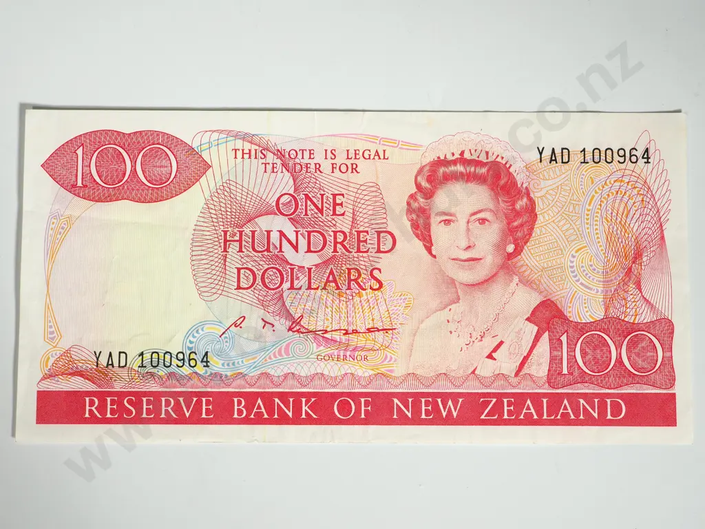 RESERVE BANK OF NEW ZEALAND ONE HUNDRED DOLLARS RUSSELL EF Image 1++