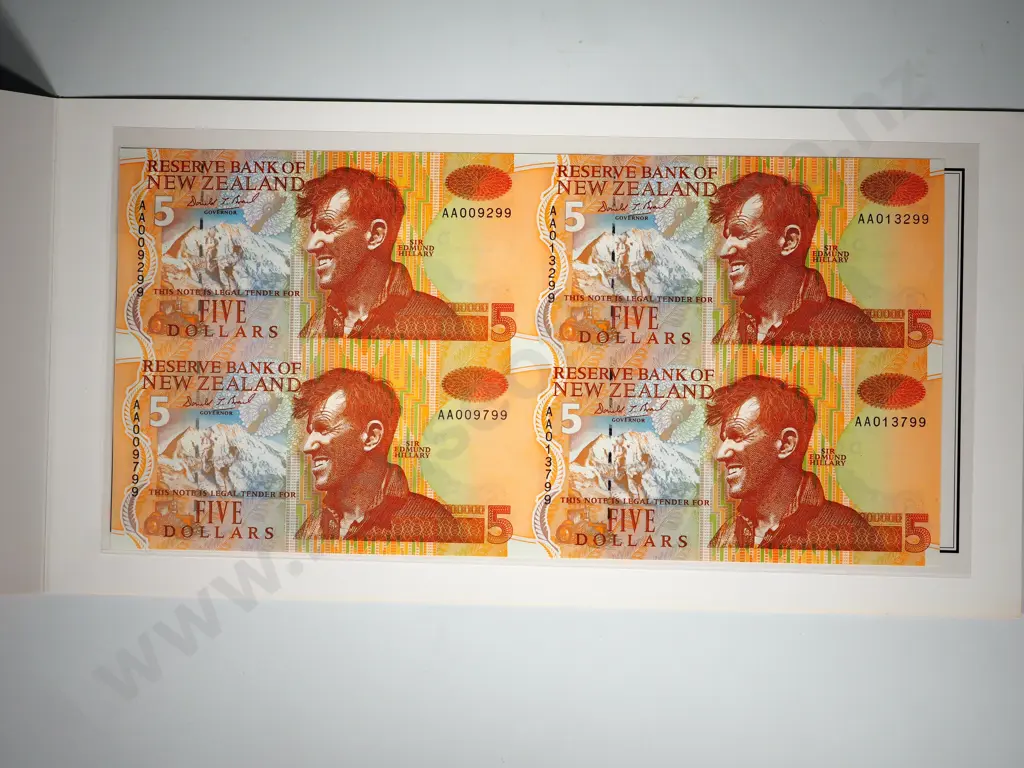 UNCUT BLOCK OF 4 X FIVE DOLLARS BRASH T II 1992 Image 1++