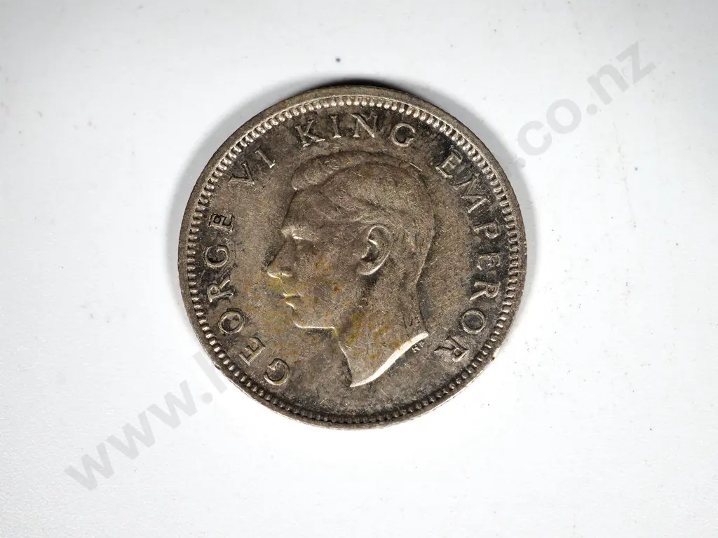 10 X 1942 SIXPENCES EF + Image 1++