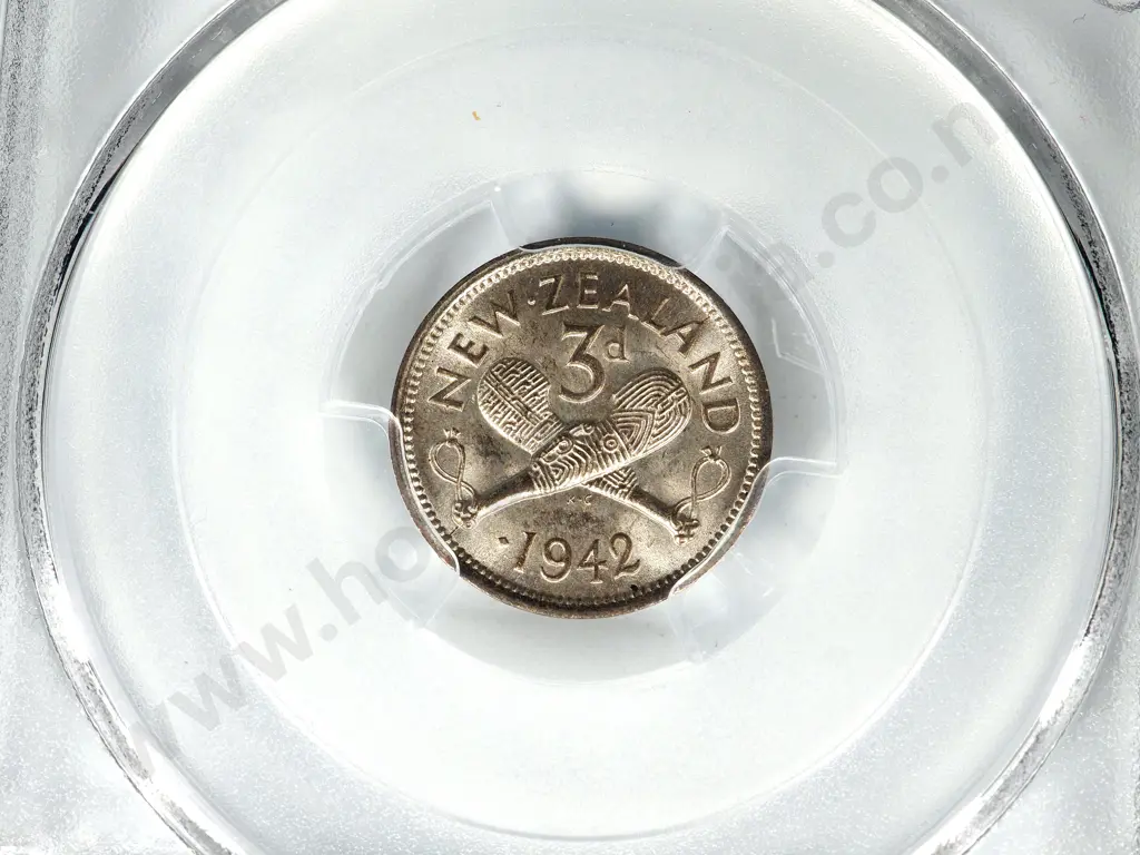 1942 ONE DOT THREEPENCE UNC MS63 Image 1++