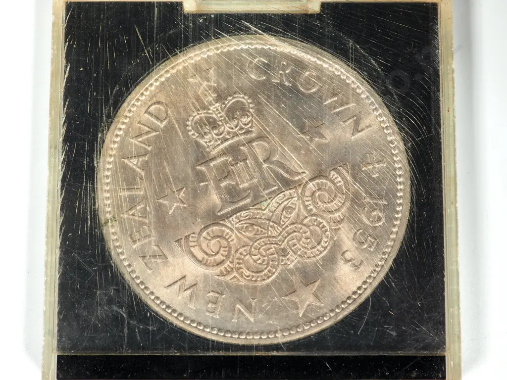 100 X 1953 CROWNS UNC CASED Image 1++