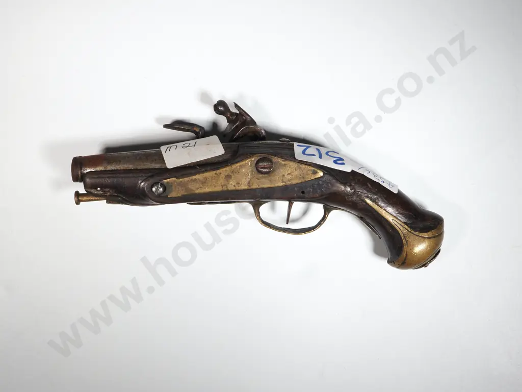 Flintlock Pistol. Brass Mounts. Image 1++