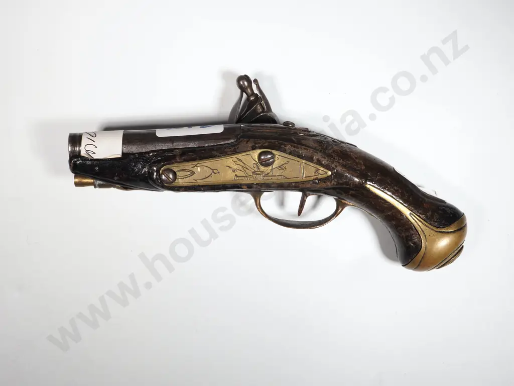 Flintlock Pocket Pistol. Brass Mounts. Image 1++