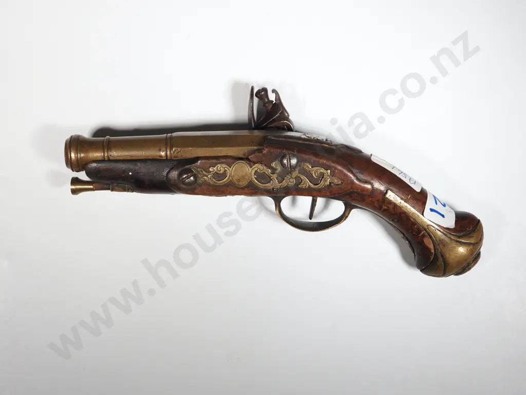 Flintlock Pistol. Brass Barrel & Mounts Image 1++